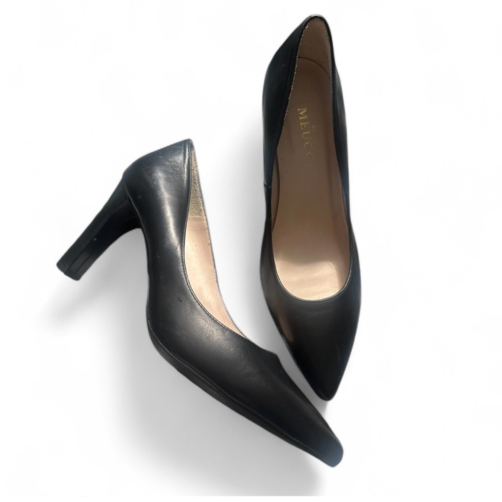 Vintage Black Sesto Meucci Leather Size 9 Black Pumps
